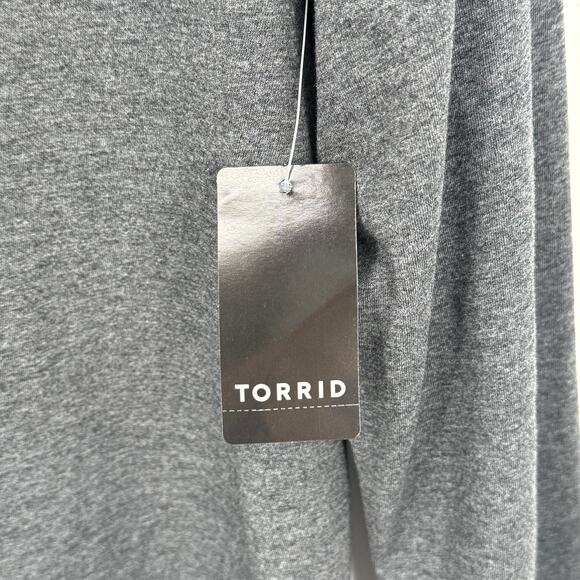 Torrid blouse large Roses Flocked Girlfriend V-Neck Long Sleeve Tee gray NEW - Picture 8 of 8